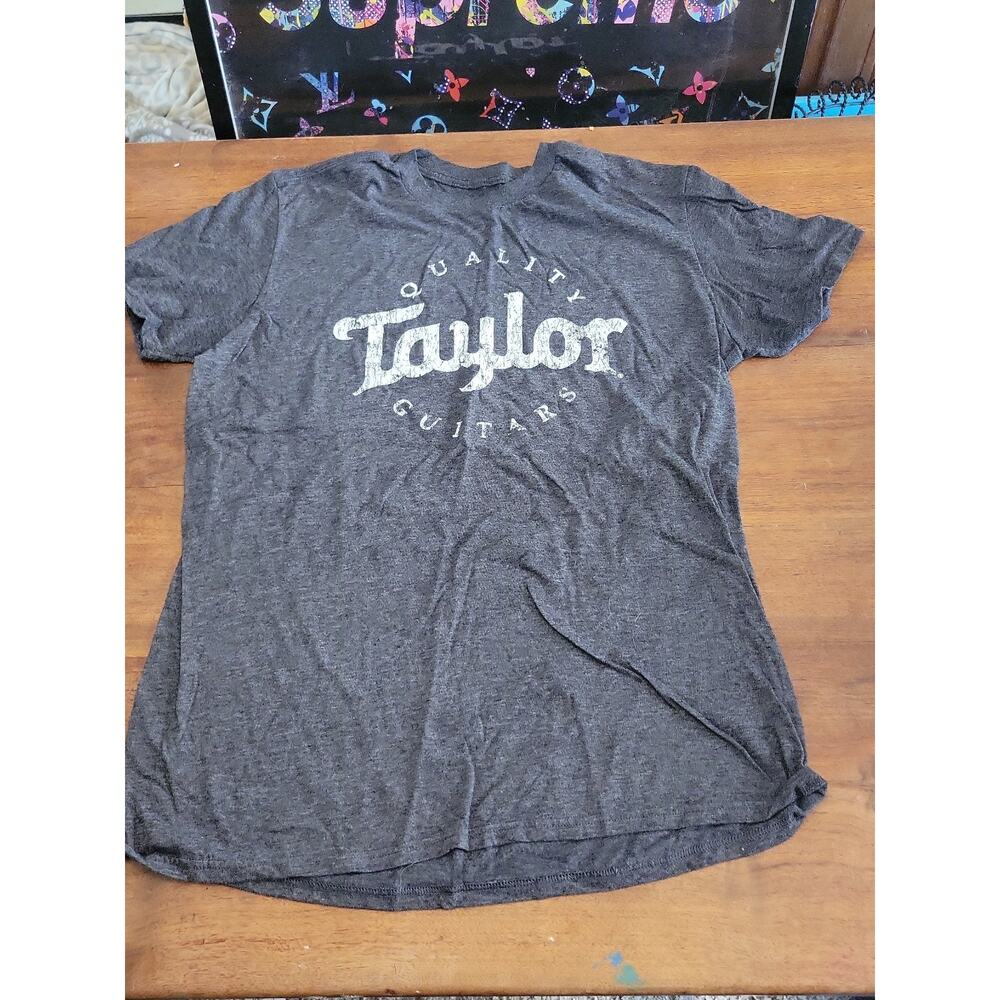 Official Taylor Men's Distressed Logo Tee Shirt LA Guitar Sales Men’s Sz L